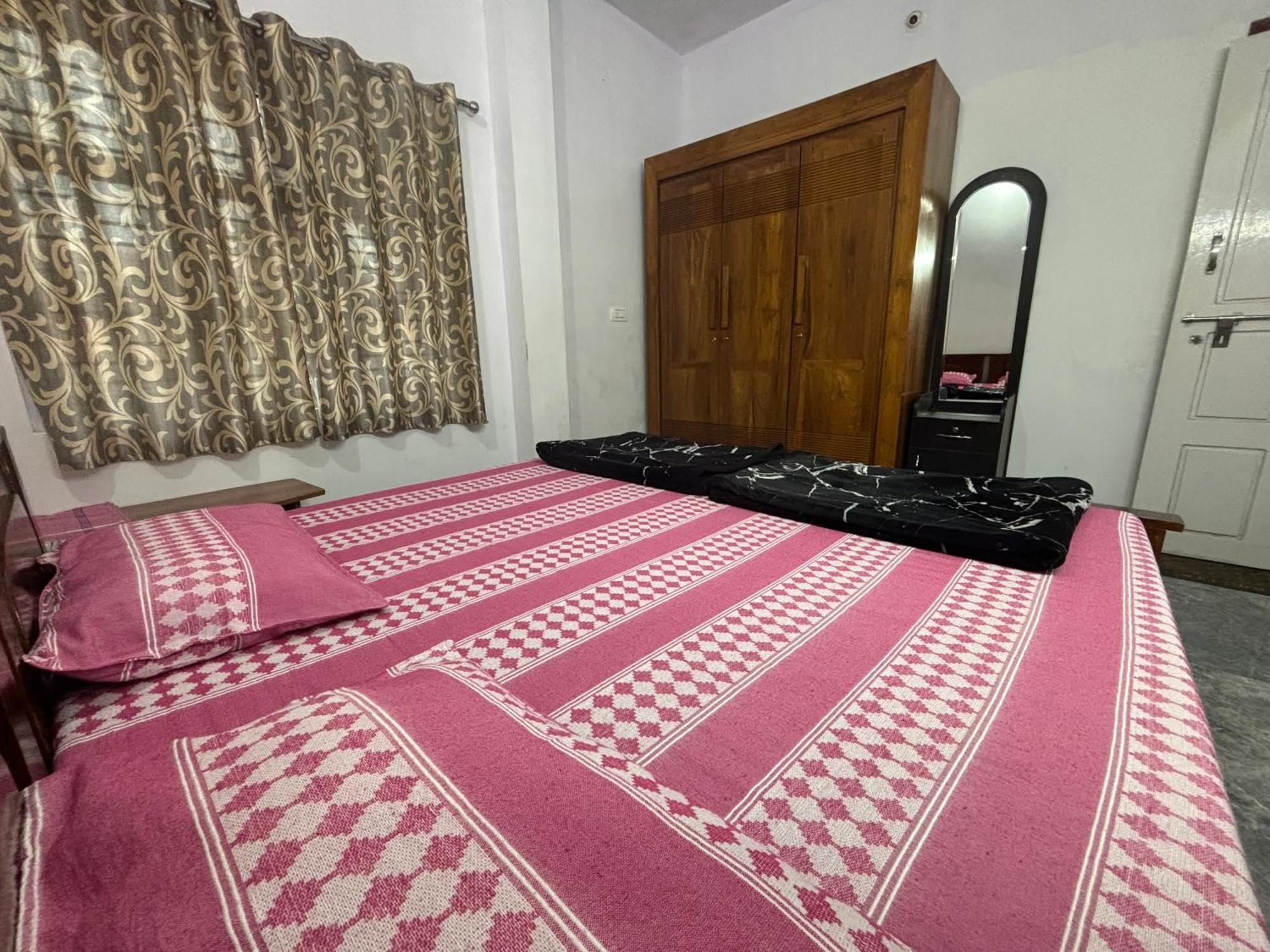 Srishti Homestay Madikeri Buitenkant foto